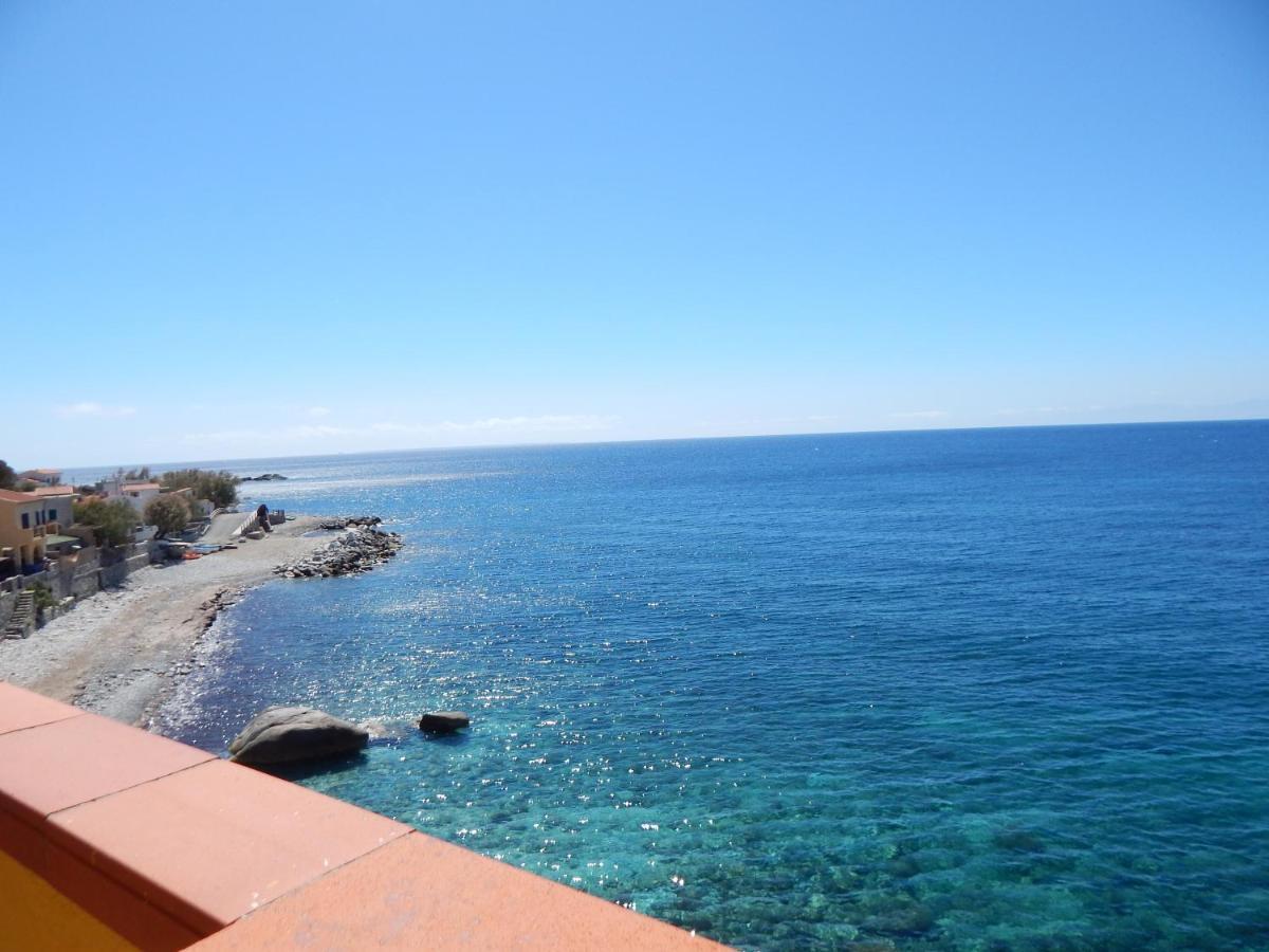Appartamenti - Villa Mare Pomonte Luaran gambar