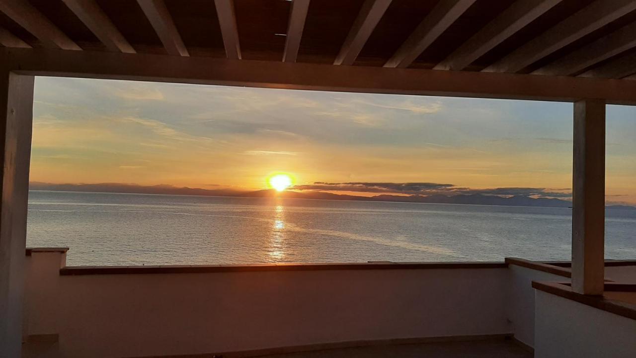Appartamenti - Villa Mare Pomonte Luaran gambar